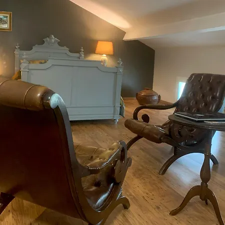 Bed & Breakfast La Jeannette D'hotes, 2 A 4 Couchages *