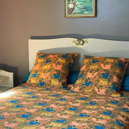 La Jeannette D'hotes, 2 A 4 Couchages Bed and breakfast